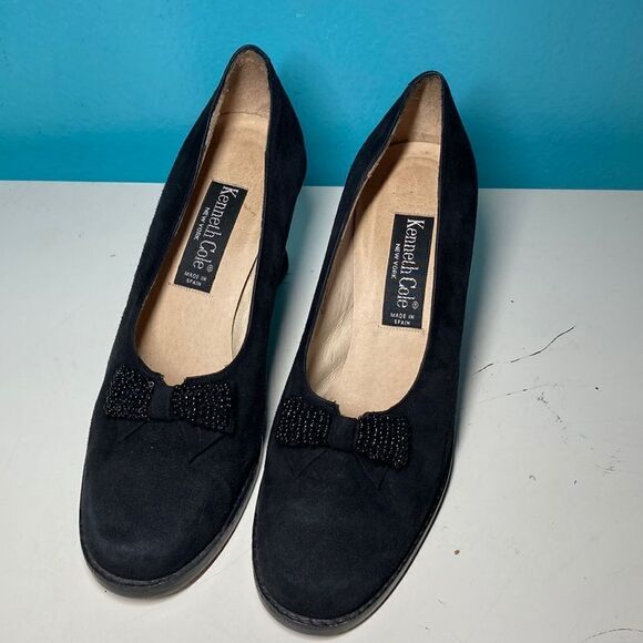 Vintage Black Kenneth Cole Heels Size 8.5 Leather & Suede with Beaded Bow - Picture 3 of 12